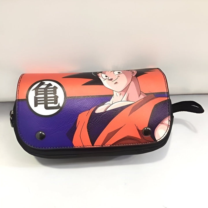 Une trousse d'écolier en cuir avec une image du personnage de Son Goku du dessin animé Dragon Ball Z.,TR-8021995297