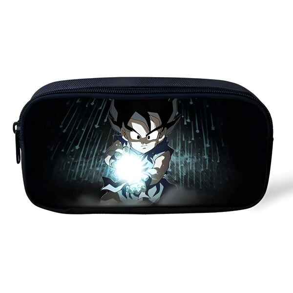 Une trousse noire avec l'image de Son Goku, un personnage de dessin animé, en train de charger une attaque énergétique bleue.,TR-7622152072