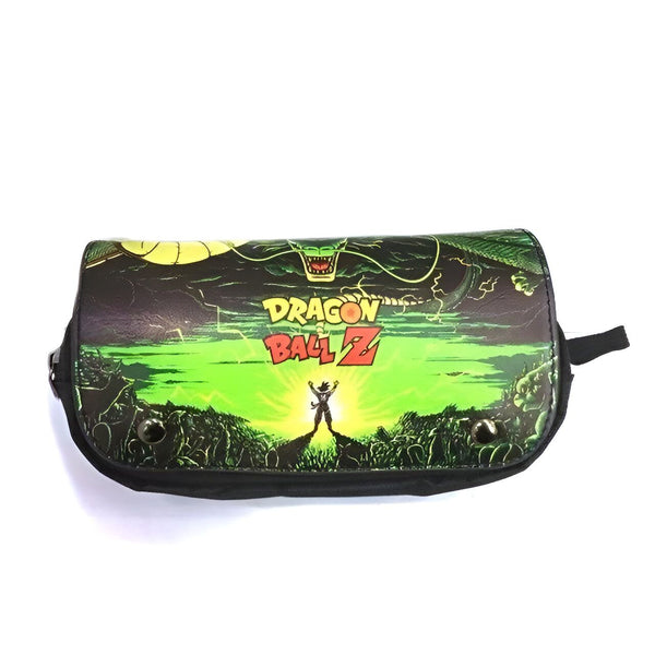 Une trousse Dragon Ball Z verte avec une image de Son Goku en train de combattre.,TR-0726523496
