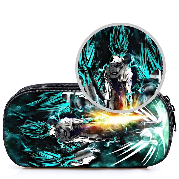L'image représente une trousse scolaire Dragon Ball Z. La trousse est de couleur noire avec une image de Goku et Vegeta en Super Saiyan Blue.,TR-9913487226