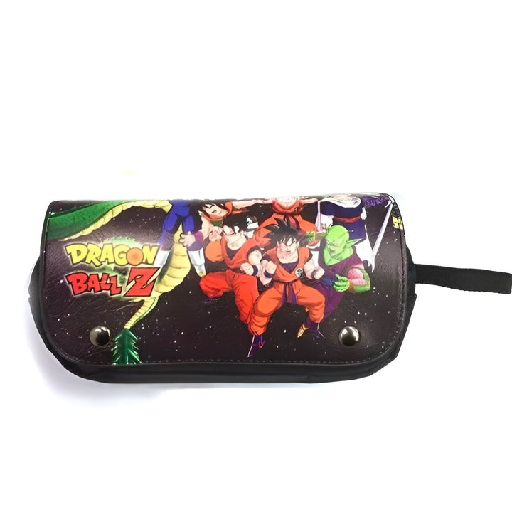 Une trousse d'écolier en cuir noir avec une image de Dragon Ball Z. Sur l'image, on peut voir Goku, Vegeta, Piccolo, Gohan et Krilin.,TR-6249474161